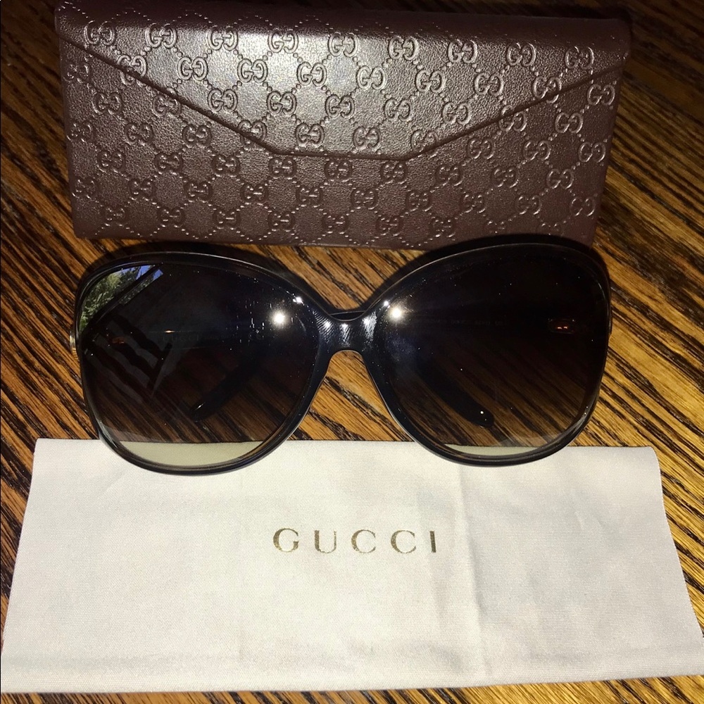 Gucci Butterfly Style Sunglasses GG 3525 w/case